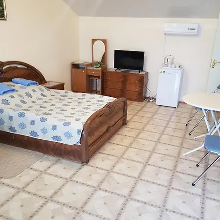 Nautilus Hotel 2*